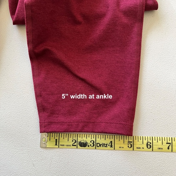 EUC Gaiam yoga pants size XL wine red - Picture 11 of 14